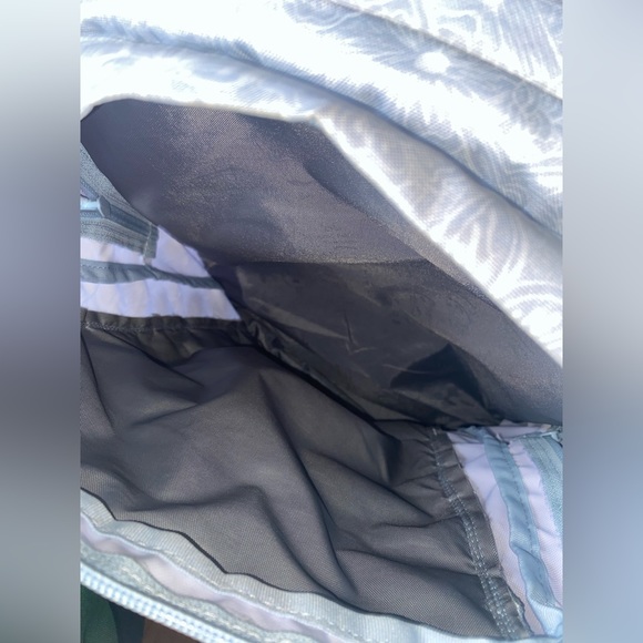 JanSport Bookbag/Backpack Lightly Used - Picture 7 of 7